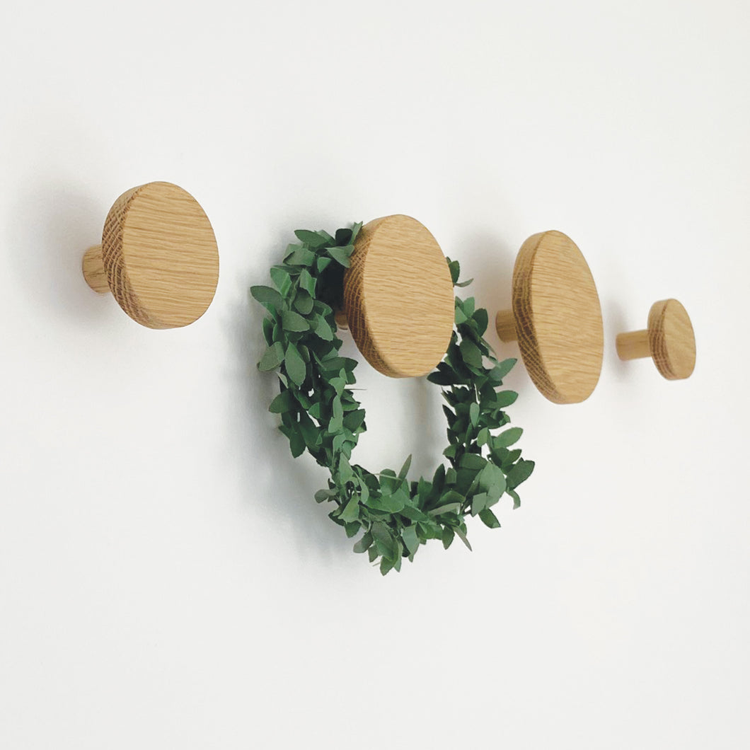 Round Wooden Wall Hooks