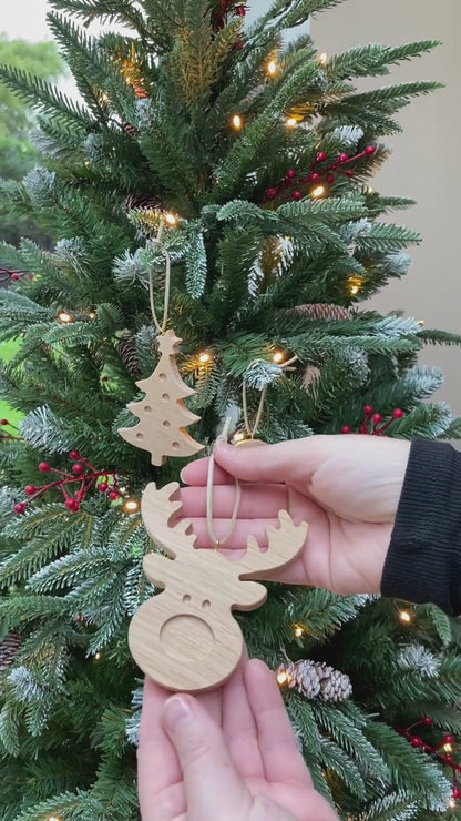 Oak Christmas Tree Ornament Set