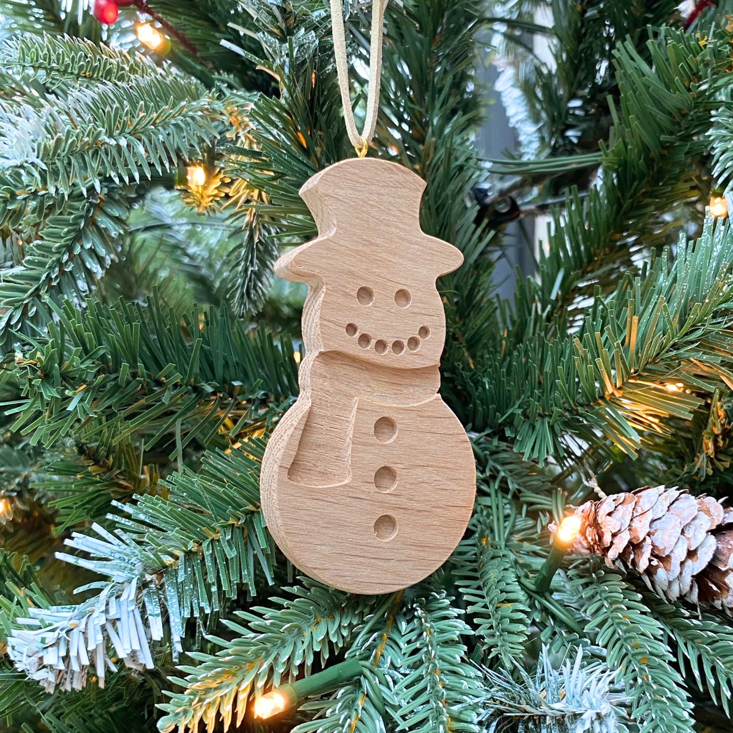 Oak Christmas Tree Ornament Set