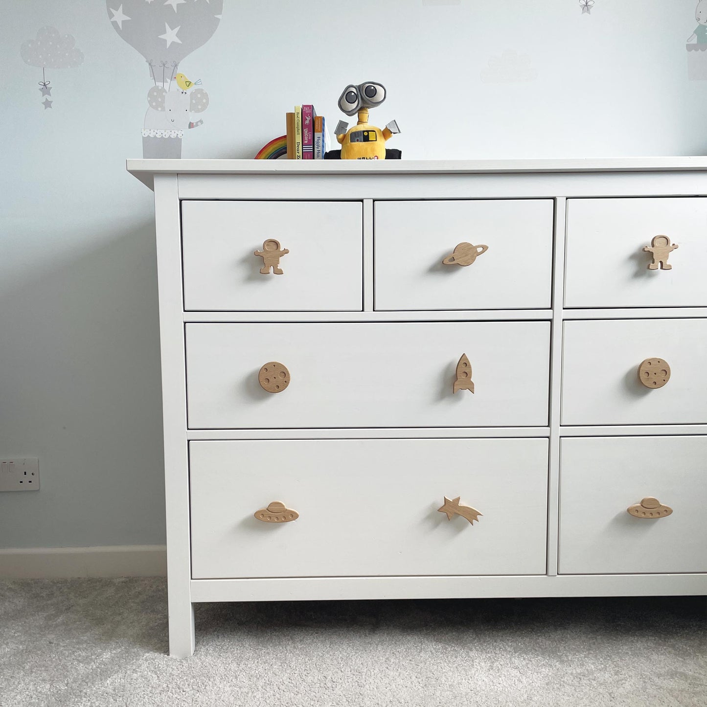 Space theme drawer handles